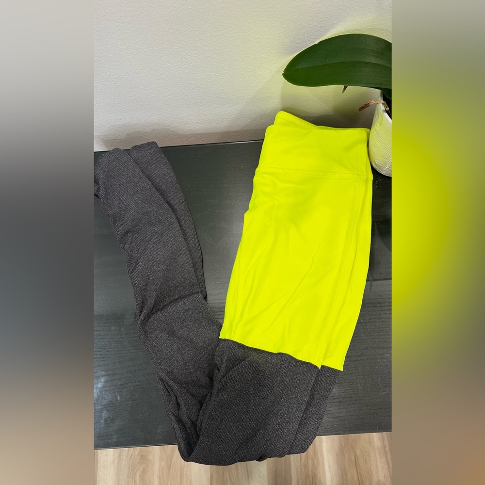 ALO yoga goddess leggings